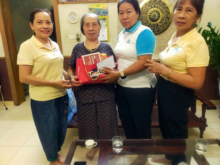 HỘI LHPN XÃ NỘI BÀI TRI ÂN GIA ĐÌNH CÓ CÔNG VỚI CÁCH MẠNG NHÂN NGÀY 27/7- Ảnh 9.