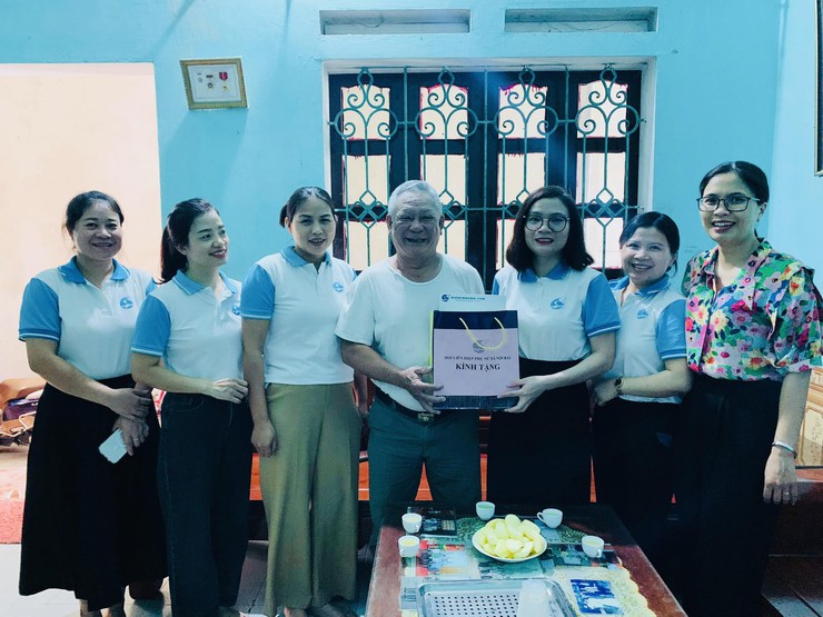 HỘI LHPN XÃ NỘI BÀI TRI ÂN GIA ĐÌNH CÓ CÔNG VỚI CÁCH MẠNG NHÂN NGÀY 27/7- Ảnh 15.