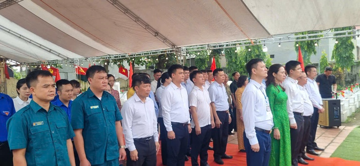 TRI ÂN SÂU SẮC – XÃ ĐA PHÚC TỔ CHỨC LỄ TƯỞNG NIỆM CÁC ANH HÙNG LIỆT SĨ- Ảnh 6.