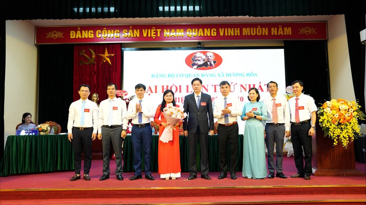 Đại hội Đảng bộ cơ quan Đảng xã Dương Hoà tổ chức Đại hội lần thứ I, nhiệm kỳ 2025 – 2030- Ảnh 10.