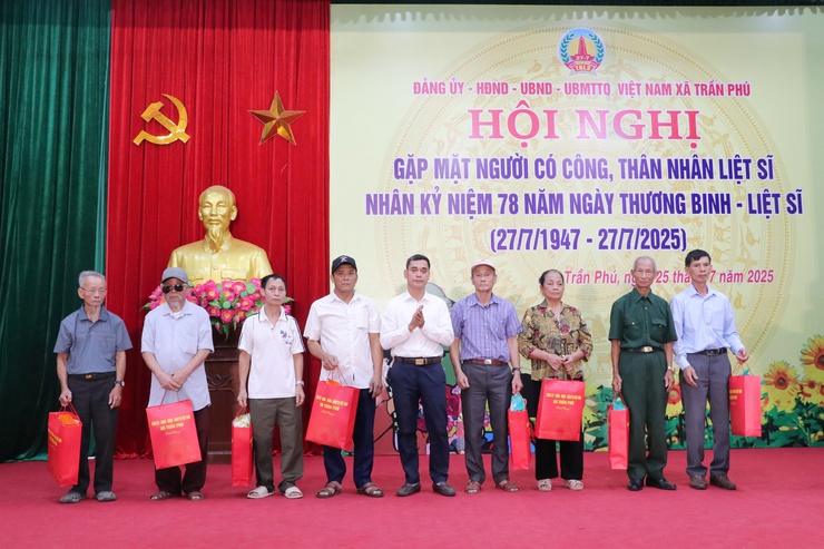 Trần Phú: tổ chức hội nghị gặp mặt, tri ân gia đình chính sách, người có công với cách mạng- Ảnh 10.