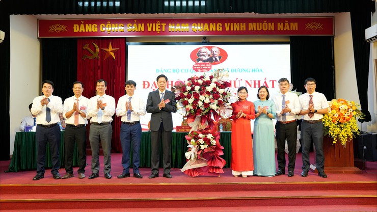 Đại hội Đảng bộ cơ quan Đảng xã Dương Hoà tổ chức Đại hội lần thứ I, nhiệm kỳ 2025 – 2030- Ảnh 2.