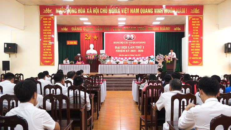 ĐẠI HỘI ĐẢNG BỘ CÁC CƠ QUAN ĐẢNG XÃ DÂN HÒA NHIỆM KỲ 2025–2030 THÀNH CÔNG TỐT ĐẸP- Ảnh 8.
