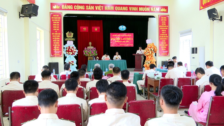 Đại hội Chi bộ Công an xã Chuyên Mỹ lần thứ I, nhiệm kỳ 2025 - 2030- Ảnh 5.