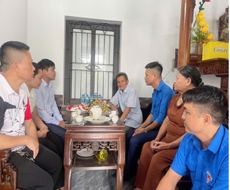 Trung tâm Bảo trợ xã hội 2 Hà Nội tổ chức các hoạt động tri ân nhân kỷ niệm 78 năm Ngày Thương binh - Liệt sĩ (27/7/1947 - 27/7/2025)- Ảnh 3.