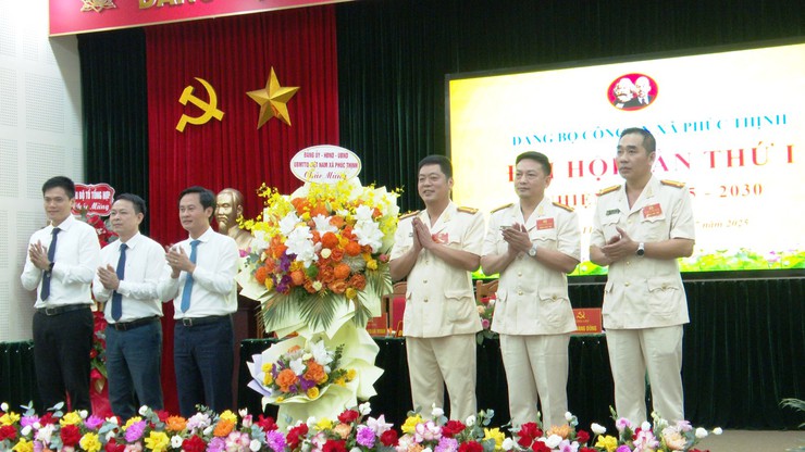 Đại hội Đảng bộ Công an xã Phúc Thịnh lần thứ I, nhiệm kỳ 2025-2030- Ảnh 2.