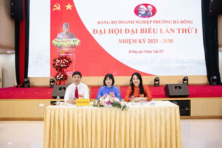 Đại hội đại biểu Đảng bộ Doanh nghiệp phường Hà Đông lần thứ I, nhiệm kỳ 2025–2030 thành công tốt đẹp- Ảnh 2.