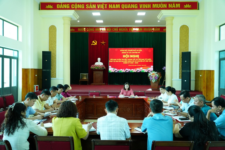 Hội nghị Tiểu ban tuyên truyền, khánh tiết và Tiểu ban tổ chức, phục vụ Đại hội đại biểu Đảng bộ xã Chuyên Mỹ lần thứ I, nhiệm kỳ 2025-2030- Ảnh 1.