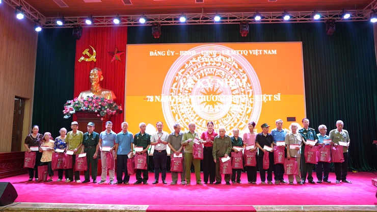 Xã Thanh Oai kỷ niệm 78 năm Ngày Thương binh - Liệt sĩ (27/7/1947 – 27/7/2025)- Ảnh 8.
