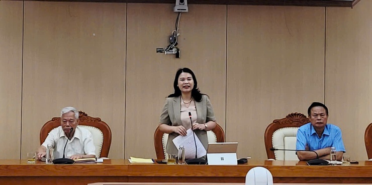 Đảng uỷ phường Hà Đông tổ chức lấy ý kiến góp ý vào văn kiện Đại hội đại biểu Đảng bộ phường lần thứ I, nhiệm kỳ 2025-2030- Ảnh 1.