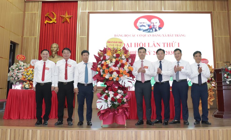 Đảng bộ các cơ quan Đảng xã Bát Tràng tổ chức thành công Đại hội lần thứ nhất, nhiệm kỳ 2025 - 2030- Ảnh 4.