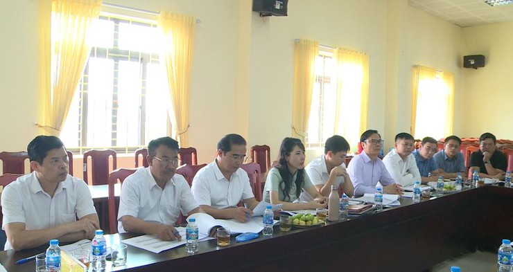 Các đồng chí lãnh đạo xã Phúc Lộc làm việc với Ban Quản lý dự án đầu tư – Hạ tầng- Ảnh 6.