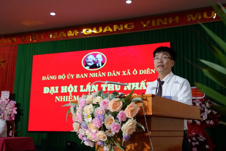 Tập trung thực hiện ba khâu đột phá mang tính chiến lược; Xây dựng đội ngũ cán bộ, đảng viên có đủ “Tâm, tầm, tài, đức”- Ảnh 2.