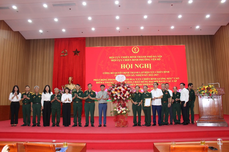  Hội Cựu chiến binh phường Yên Sở tổ chức Hội nghị công bố Quyết định thành lập Hội CCB phường Yên Sở, phát động phong trào thi đua "Cựu chiến binh gương mẫu" 6 tháng cuối năm, chào mừng Đại hội Đảng các cấp và Đại hội CCB, ...- Ảnh 5.