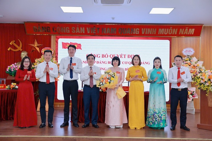 Đại hội Đảng bộ các Cơ quan Đảng phường Khương Đình lần thứ I thành công tốt đẹp- Ảnh 5.