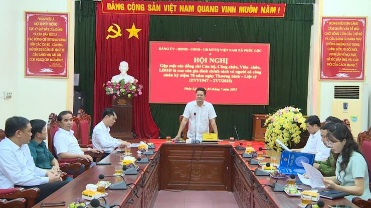 Phúc Lộc tổ chức Hội nghị gặp mặt cán bộ, công chức, viên chức, lao động hợp đồng là con của gia đình chính sách và người có công- Ảnh 2.