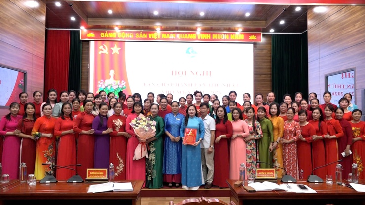 Hội LHPN xã Mỹ Đức công bố Quyết định thành lập và chỉ định Ban Chấp hành, Ban Thường vụ nhiệm kỳ 2021-2026- Ảnh 1.
