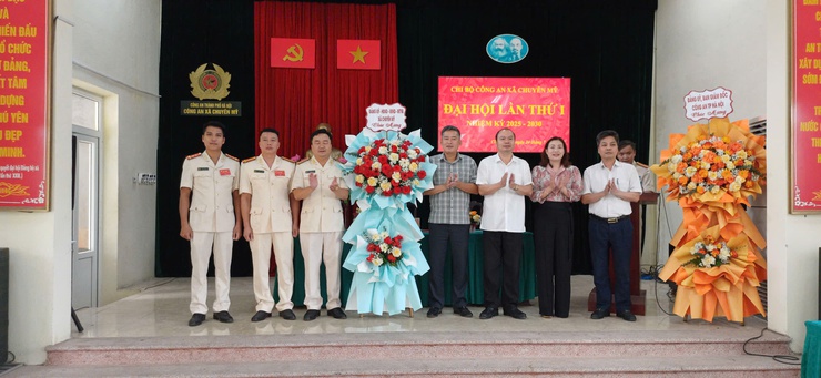Đại hội Chi bộ Công an xã Chuyên Mỹ lần thứ I, nhiệm kỳ 2025 - 2030- Ảnh 1.