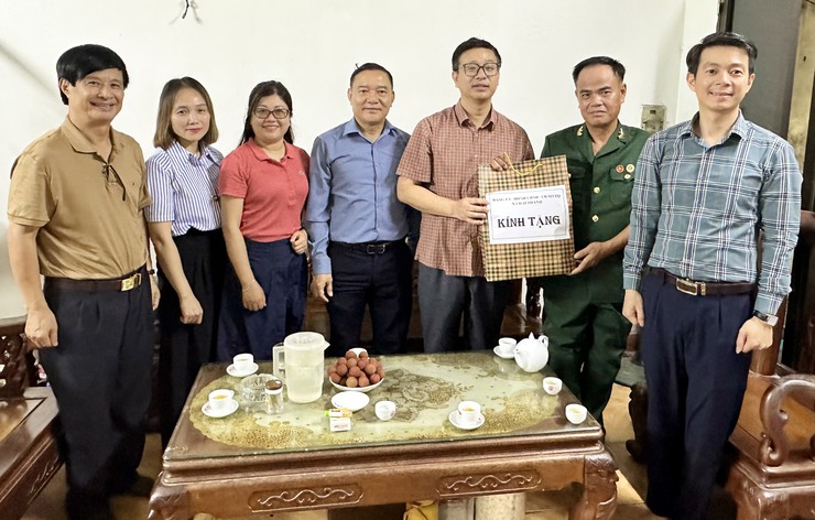 XÃ ĐẠI THANH: THĂM TẶNG QUÀ TRI ÂN CÁC THƯƠNG BỆNH BINH CÓ HOÀN CẢNH KHÓ KHĂN TRÊN ĐỊA BÀN - Ảnh 6.