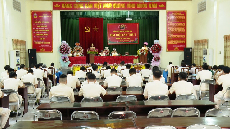 Đại hội Đảng bộ Công an xã Ứng Hoà lần thứ I, nhiệm kỳ 2025 - 2030 thành công tốt đẹp.- Ảnh 13.