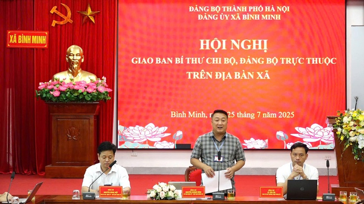 Đảng uỷ xã Bình Minh tổ chức hội nghị giao ban với các đồng chí Bí thư Chi bộ, Đảng bộ trực thuộc trên địa bàn- Ảnh 2.