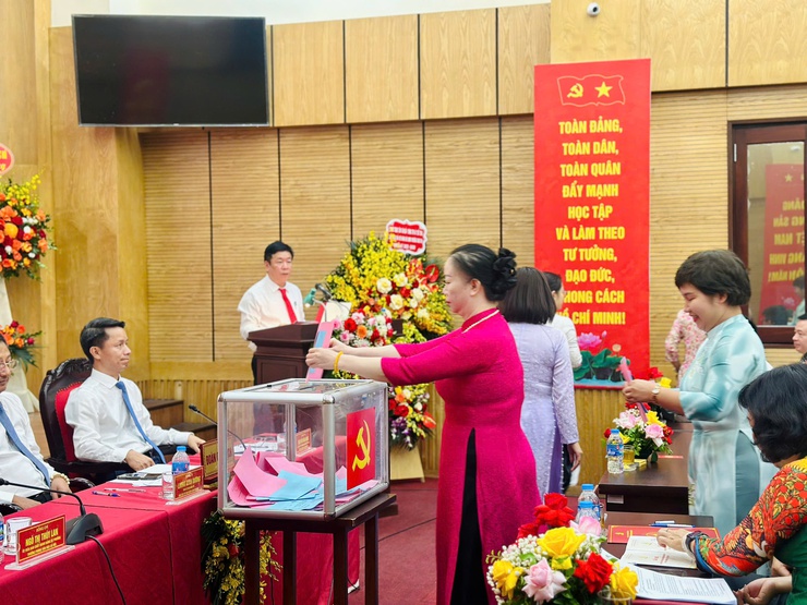 Tổ chức thành công Đại hội Đảng bộ UBND phường Ngọc Hà lần thứ I, nhiệm kỳ 2025 - 2030- Ảnh 10.