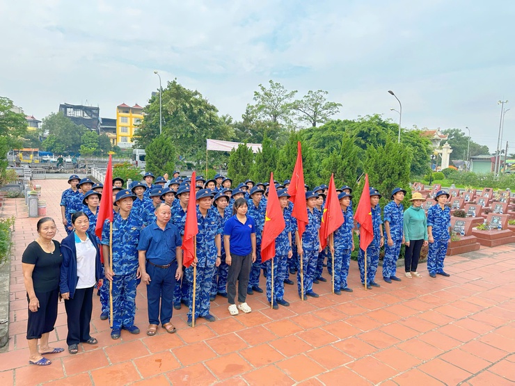 TUỔI TRẺ HƯỚNG VỀ NGUỒN CỘI - TRI ÂN CÁC ANH HÙNG LIỆT SĨ- Ảnh 1.