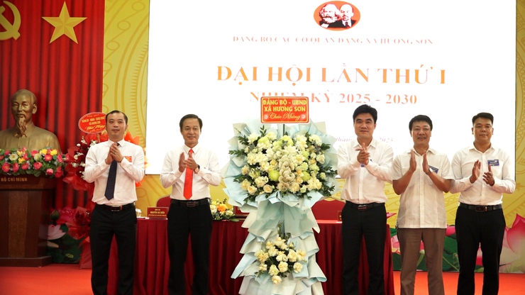 Đại hội Đảng bộ các cơ quan Đảng xã Hương Sơn lần thứ I- Ảnh 4.