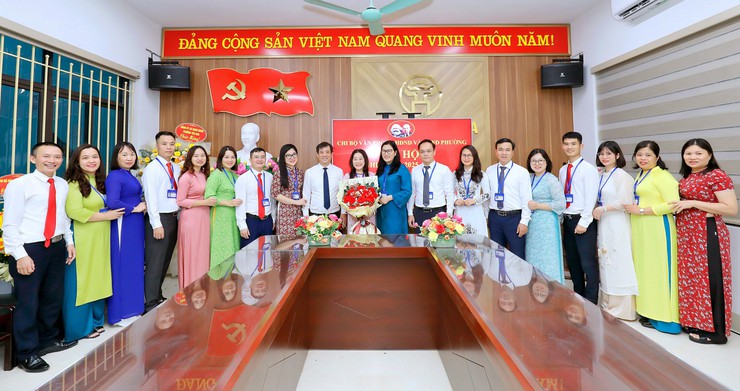 Đại hội Chi bộ Văn phòng HĐND và UBND phường, nhiệm kỳ 2025 - 2030 thành công tốt đẹp- Ảnh 2.
