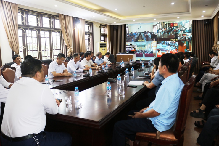 Cử tri 4 xã Quốc Oai, Kiều Phú, Phú Cát và Hưng Đạo đánh giá cao kỳ họp thứ hai Mười lăm HĐND thành phố Hà Nội- Ảnh 3.
