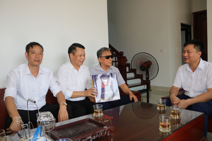 Phú Cát tổ chức các hoạt động tri ân nhân kỷ niệm 78 năm Ngày Thương binh – Liệt sỹ (27/7/1947 – 27/7/2025)- Ảnh 11.