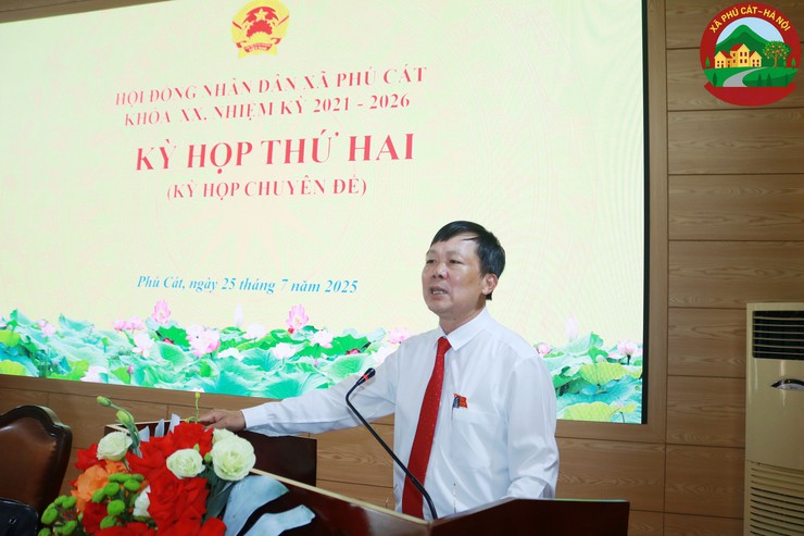 Phú Cát tổ chức thành công kỳ họp thứ 2 HĐND xã Phú Cát khóa XX, nhiệm kỳ 2021-2026- Ảnh 3.