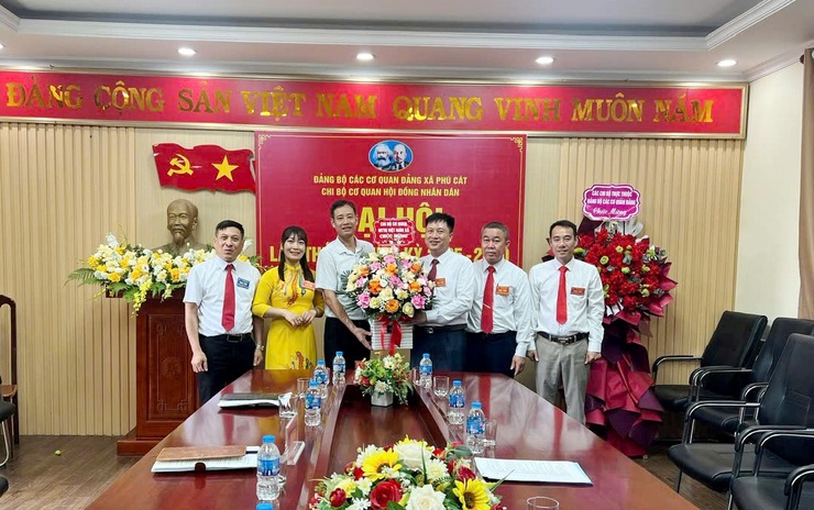 Xã Phú Cát: Hoàn thành đại hội các chi bộ nhiệm kỳ 2025 - 2030- Ảnh 8.