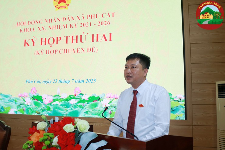 Phú Cát tổ chức thành công kỳ họp thứ 2 HĐND xã Phú Cát khóa XX, nhiệm kỳ 2021-2026- Ảnh 4.