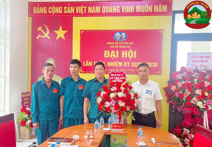 Xã Phú Cát: Hoàn thành đại hội các chi bộ nhiệm kỳ 2025 - 2030- Ảnh 4.