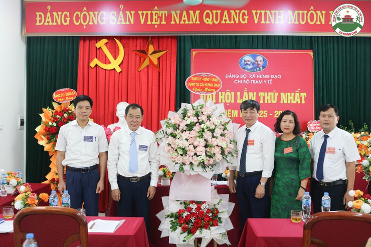 Chi bộ Trạm Y tế xã Hưng Đạo tổ chức Đại hội lần thứ I nhiệm kỳ 2025-2030- Ảnh 4.