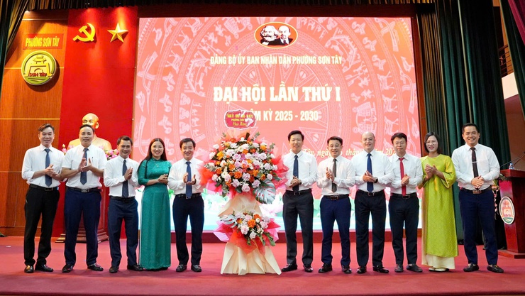 Đại hội Đảng bộ UBND phường Sơn Tây lần thứ I, nhiệm kỳ 2025-2030- Ảnh 1.
