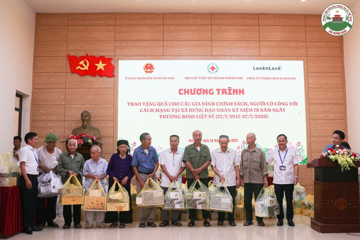 Xã Hưng Đạo Trao quà nhân đạo – tri ân người có công với cách mạng- Ảnh 3.