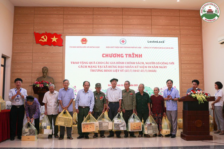 Xã Hưng Đạo Trao quà nhân đạo – tri ân người có công với cách mạng- Ảnh 4.