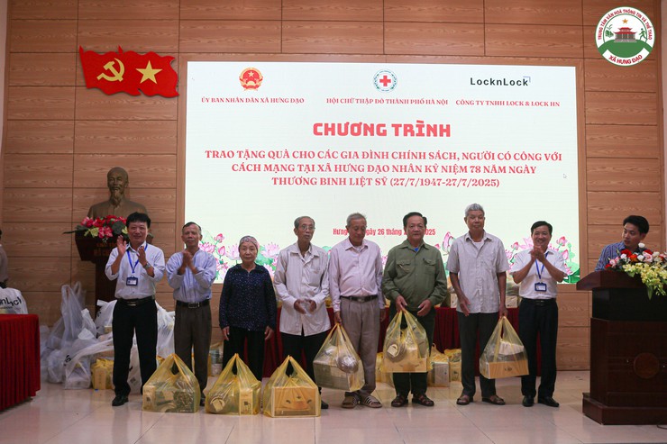 Xã Hưng Đạo Trao quà nhân đạo – tri ân người có công với cách mạng- Ảnh 11.