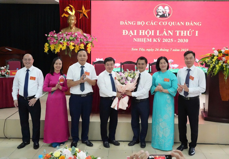 Đại hội Đảng bộ các cơ quan Đảng phường Sơn Tây đại hội lần thứ I, nhiệm kỳ 2025-2030.- Ảnh 3.