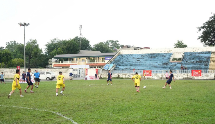 Giải bóng đá tranh Cup Dung Vượng 2025- Ảnh 2.