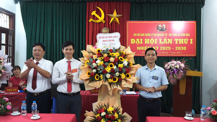 Đại hội Chi bộ Ban Quản lý Dự án Đầu tư – Hạ tầng xã Dân Hòa nhiệm kỳ 2025–2030 thành công tốt đẹp- Ảnh 2.