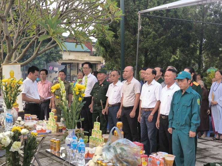 Liên Chi bộ Tổ dân phố 17,18,19 tổ chức chương trình gặp mặt kỷ niệm và tri ân các gia đình chính sách nhân dịp kỷ 78 năm ngày Thương binh Liệt sĩ 27/7- Ảnh 1.
