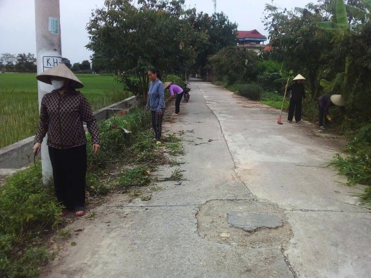 Xã Quang Minh phát động vệ sinh môi trường, khắc phục hậu quã bão số 3 Wipha và chào mừng các sự kiện quan trọng của đất nước- Ảnh 5.