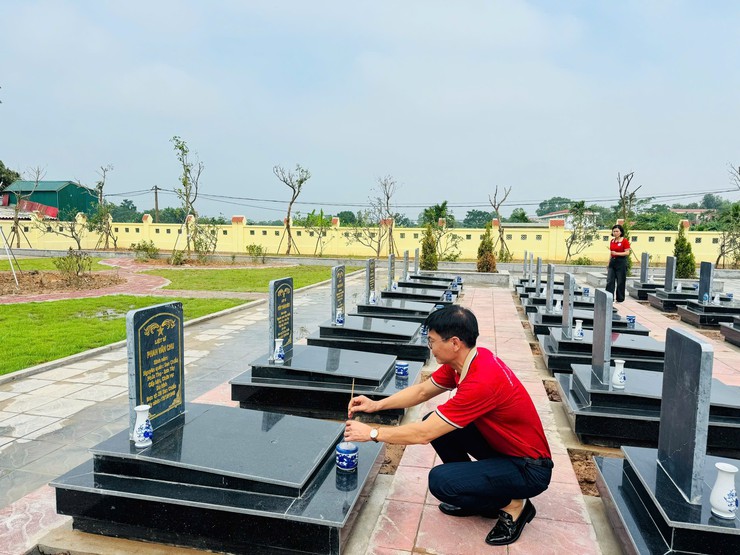 Trường tiểu học Sen Phương đẩy mạnh hoạt động giáo dục truyền thống đạo lý "Uống nước nhớ nguồn" nhân dịp kỷ niệm Ngày Thương binh – Liệt sỹ 27/7- Ảnh 1.
