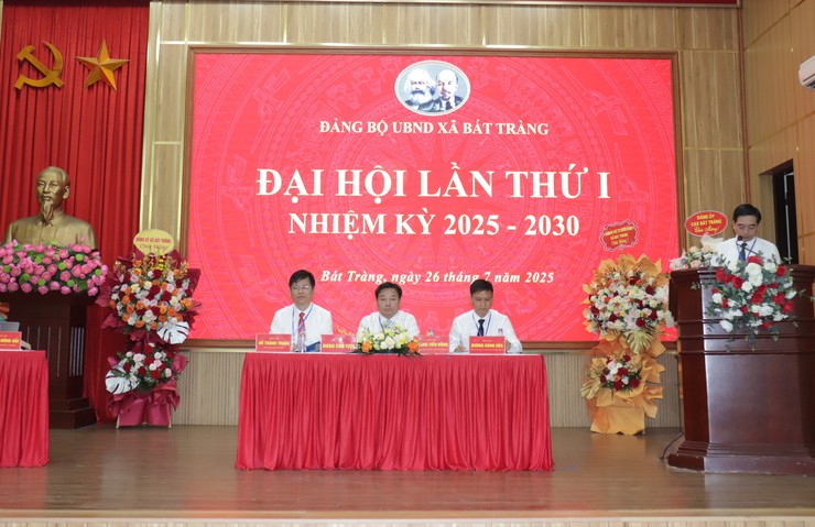 Đại hội Đảng bộ UBND xã Bát Tràng lần thứ I, nhiệm kỳ 2025-2030- Ảnh 3.