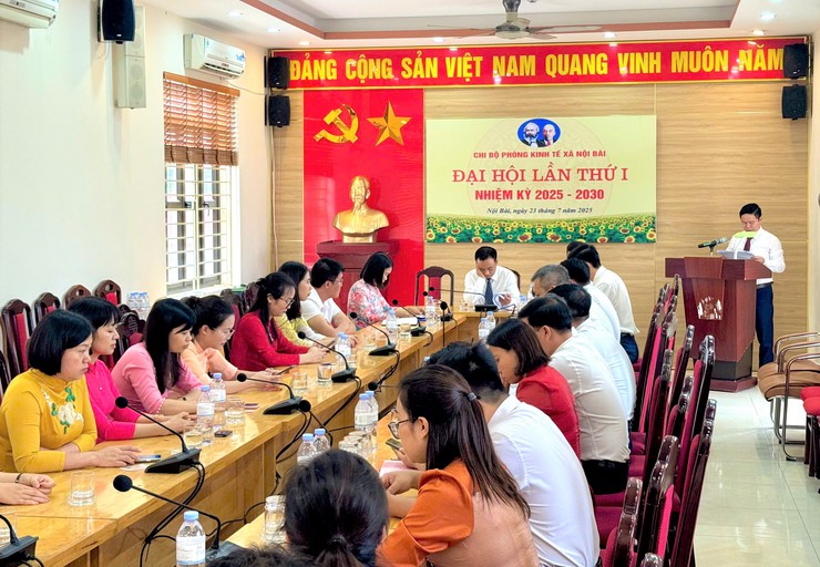 ĐẠI HỘI CHI BỘ CÁC CƠ QUAN TRỰC THUỘC ĐẢNG BỘ UBND XÃ NỘI BÀI, NHIỆM KỲ 2025-2030 THÀNH CÔNG TỐT ĐẸP- Ảnh 2.