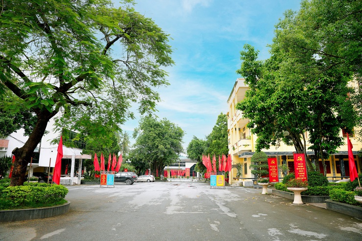 ĐẠI HỘI ĐẠI BIỂU ĐẢNG BỘ XÃ VÂN ĐÌNH LẦN THỨ I, NHIỆM KỲ 2025 - 2030: TỰ HÀO QUÁ KHỨ - VỮNG BƯỚC TƯƠNG LAI- Ảnh 3.