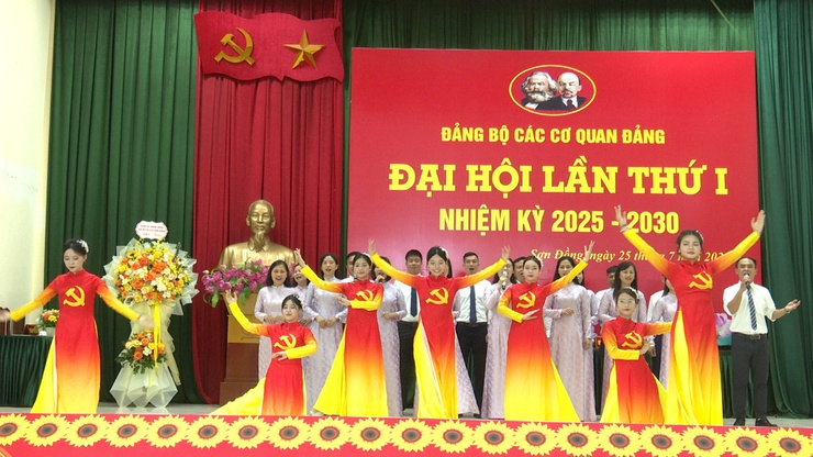 Đảng bộ các cơ quan Đảng xã Sơn Đồng tổ chức Đại hội Lần thứ I, Nhiệm kỳ 2025 - 2030- Ảnh 6.